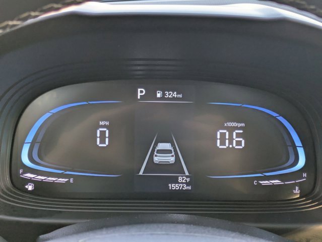 Used 2025 Hyundai Venue SEL image 7