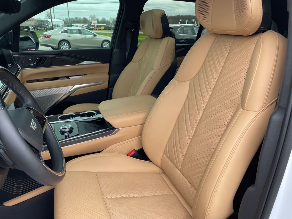 Used 2025 Cadillac Escalade IQ Sport 2 AWD/4WD image 12