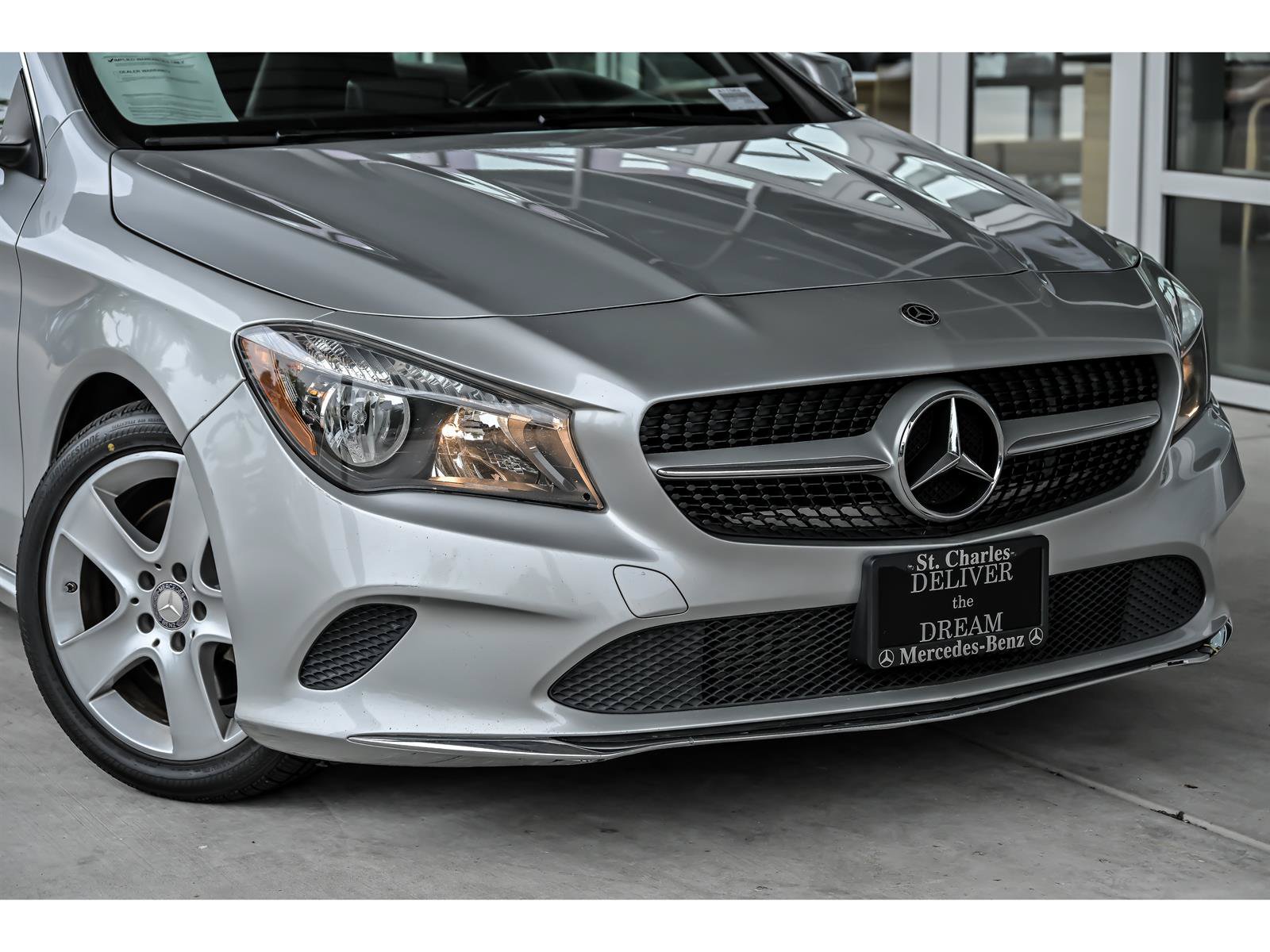 Used 2018 Mercedes-Benz CLA 250 image 2