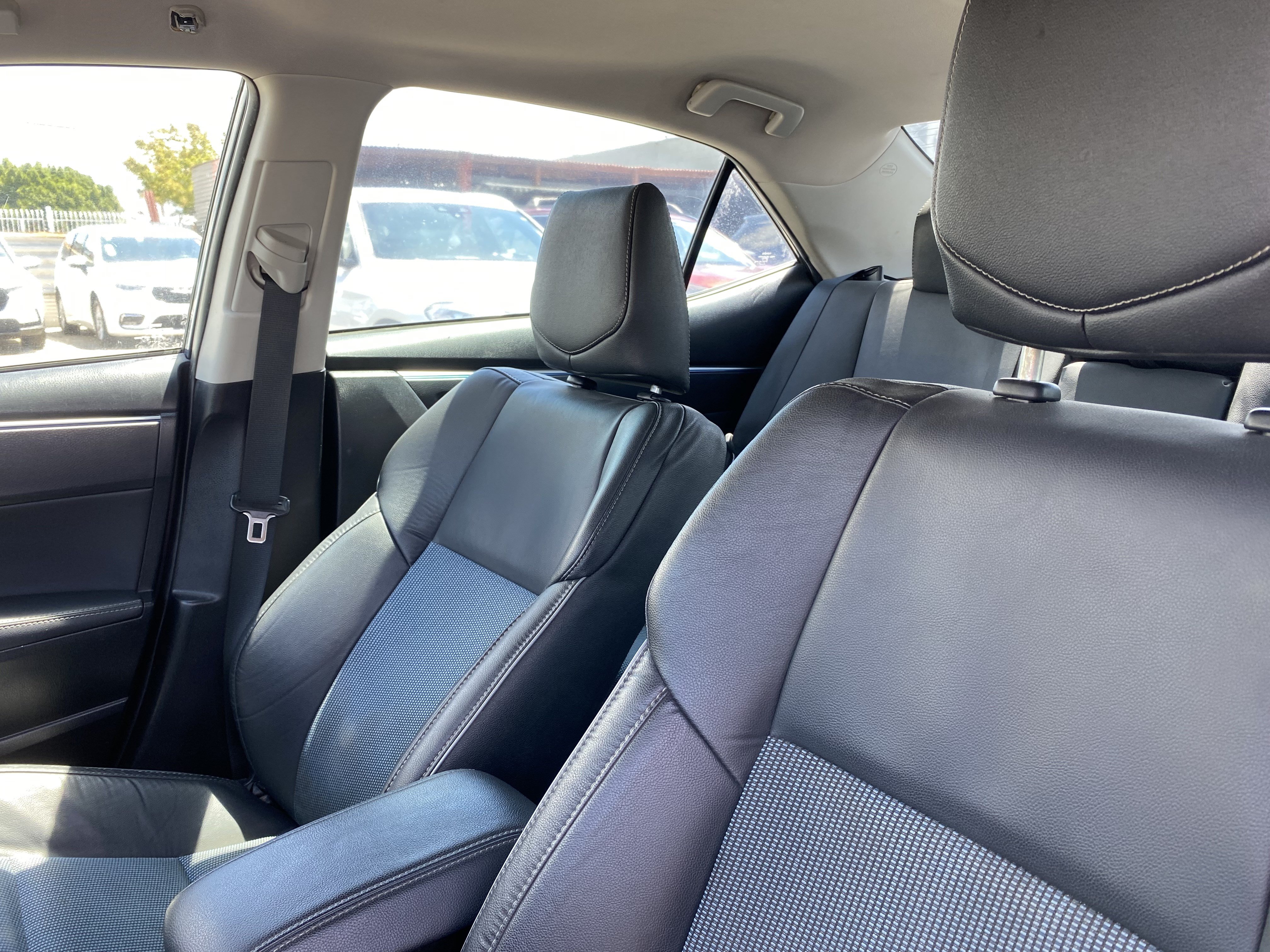 Used 2015 Toyota Corolla S FWD image 16