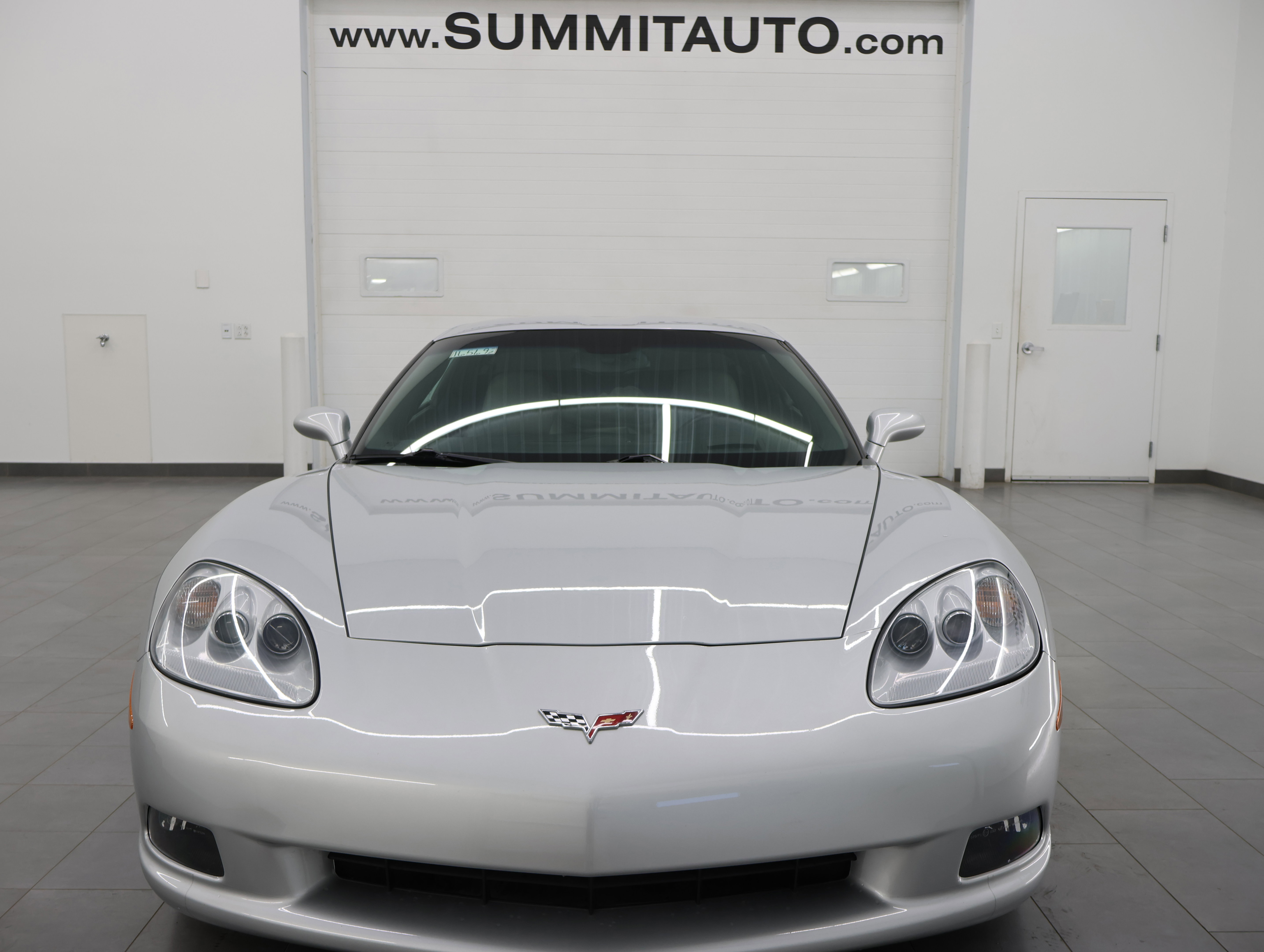 Used 2009 Chevrolet Corvette Coupe w/ Preferred Equipment Group RWD image 18