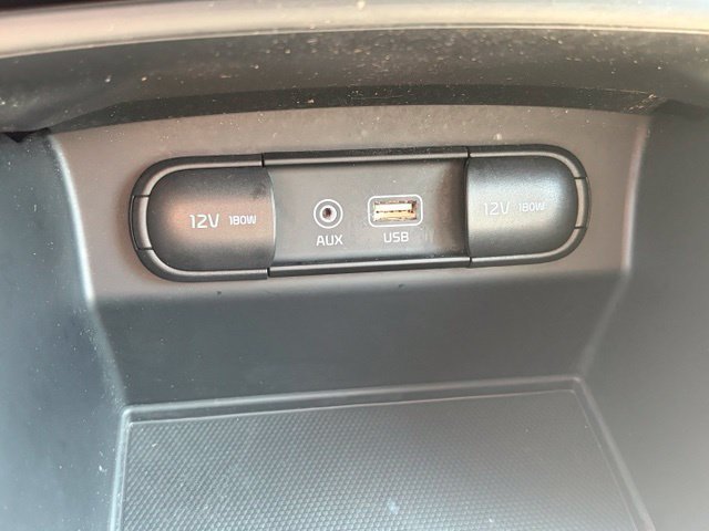 Used 2020 Kia Sorento S FWD image 23