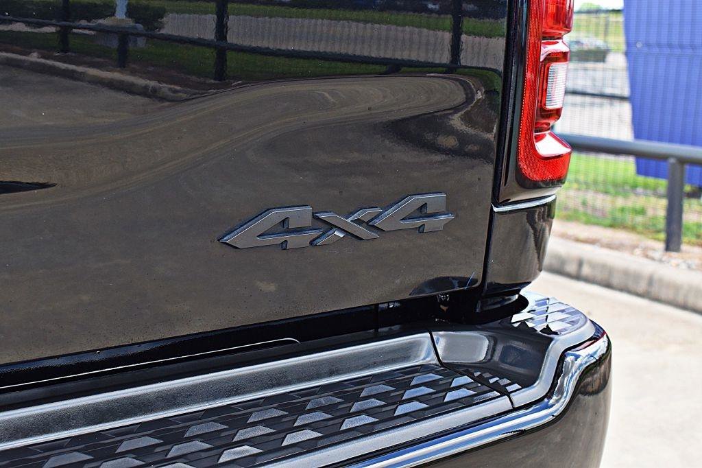 Used 2025 RAM 2500 Big Horn AWD/4WD image 60