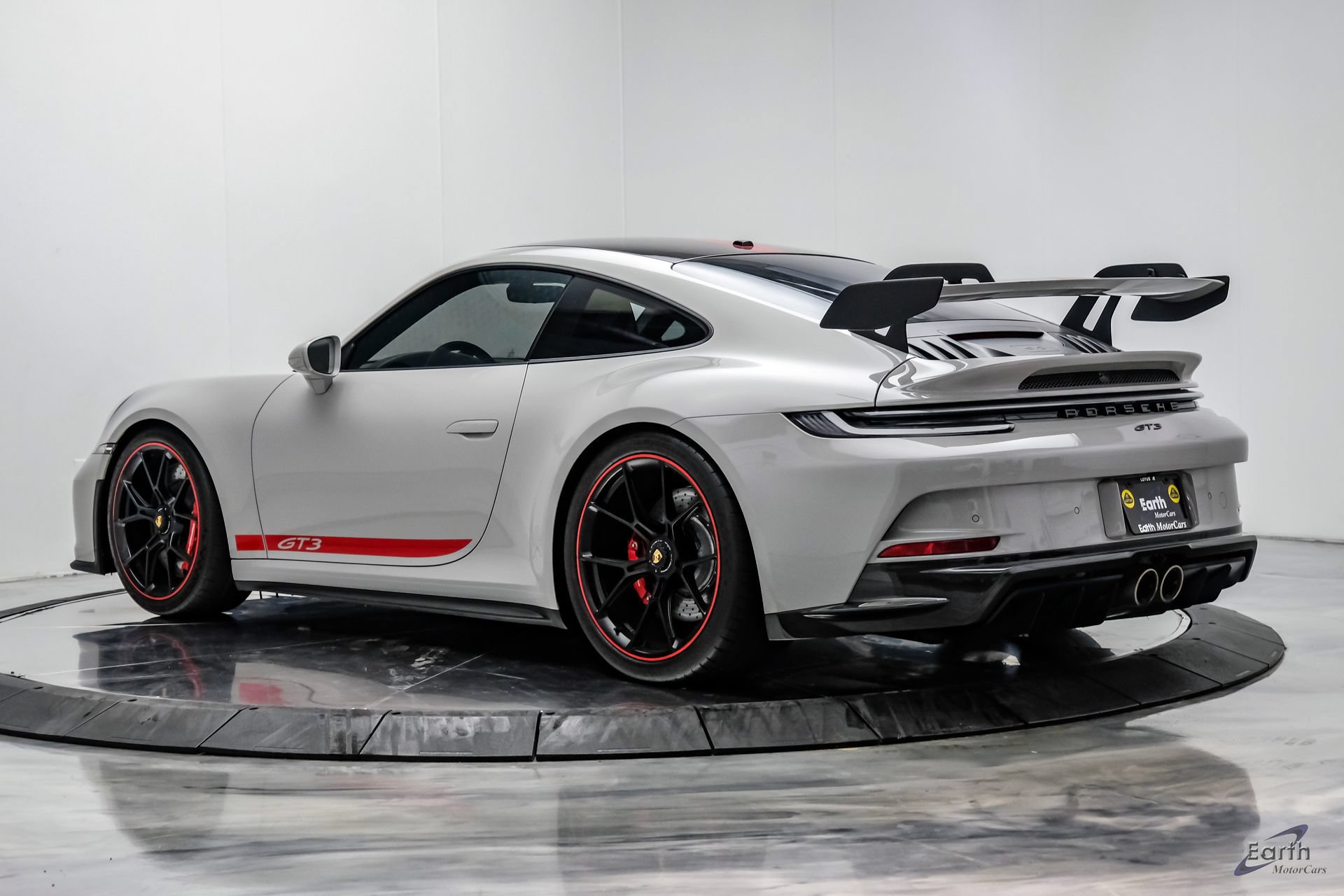 Used 2022 Porsche 911 GT3 RWD image 11