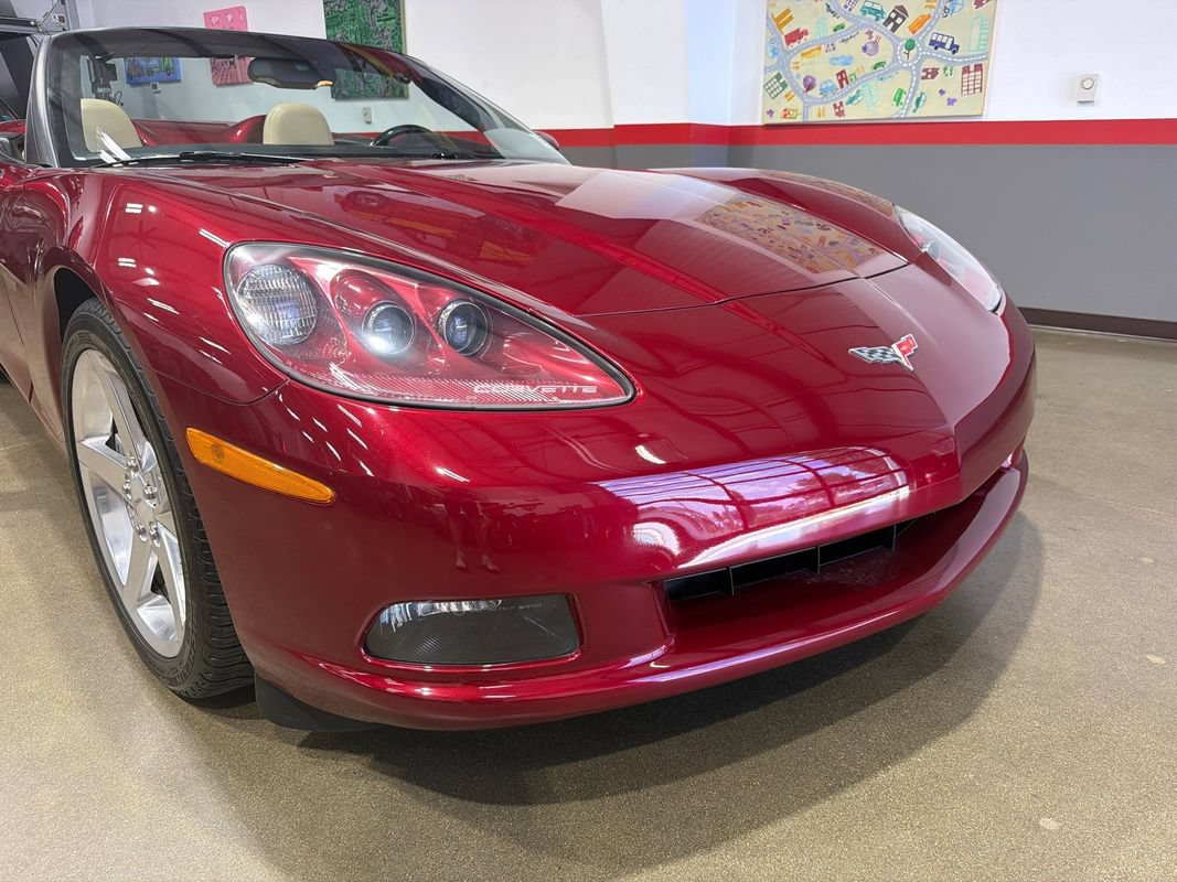 Used 2006 Chevrolet Corvette Convertible w/ Preferred Equipment Group RWD image 49