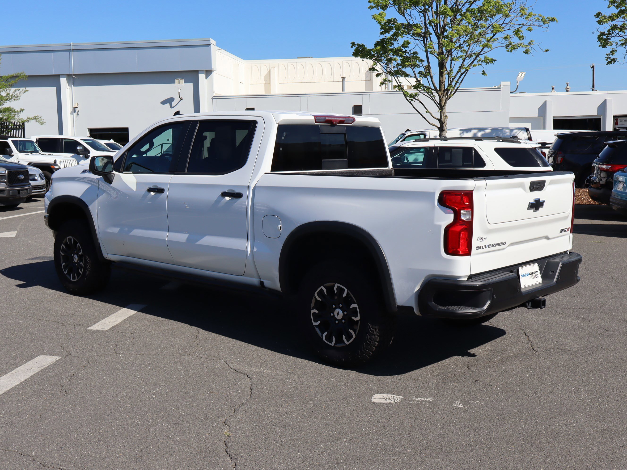 Used 2022 Chevrolet Silverado 1500 ZR2 w/ Technology Package AWD/4WD image 19