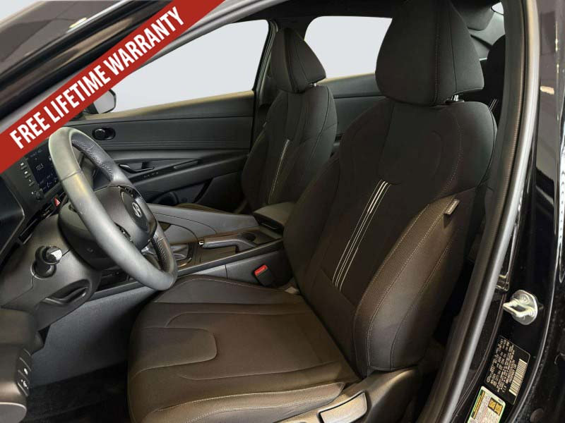 Used 2025 Hyundai Elantra Sport FWD image 27