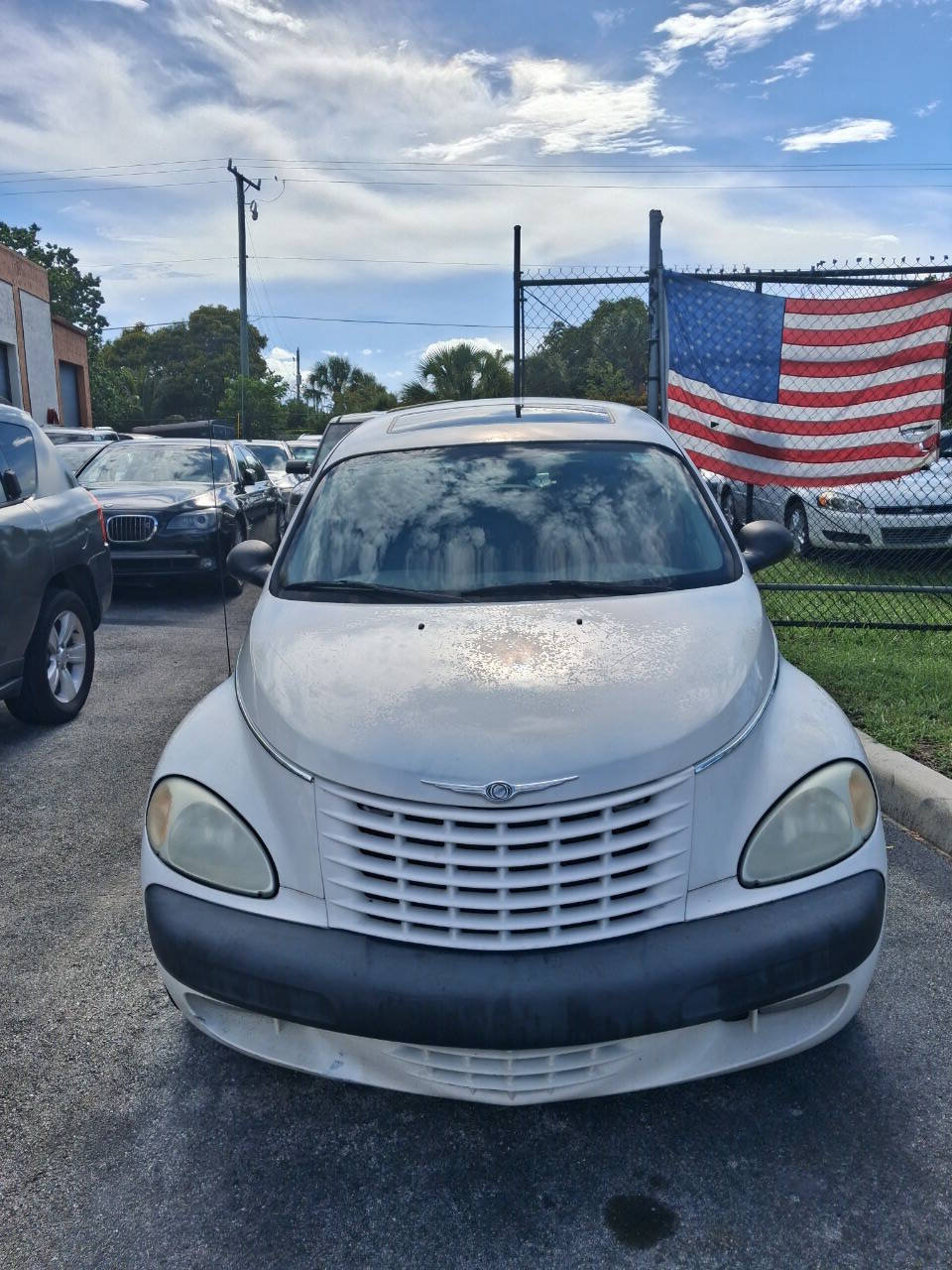 Used 2002 Chrysler PT Cruiser Limited FWD image 3