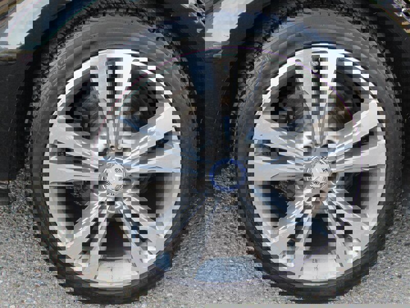 Used 2014 Mercedes-Benz E 350 Sedan image 25