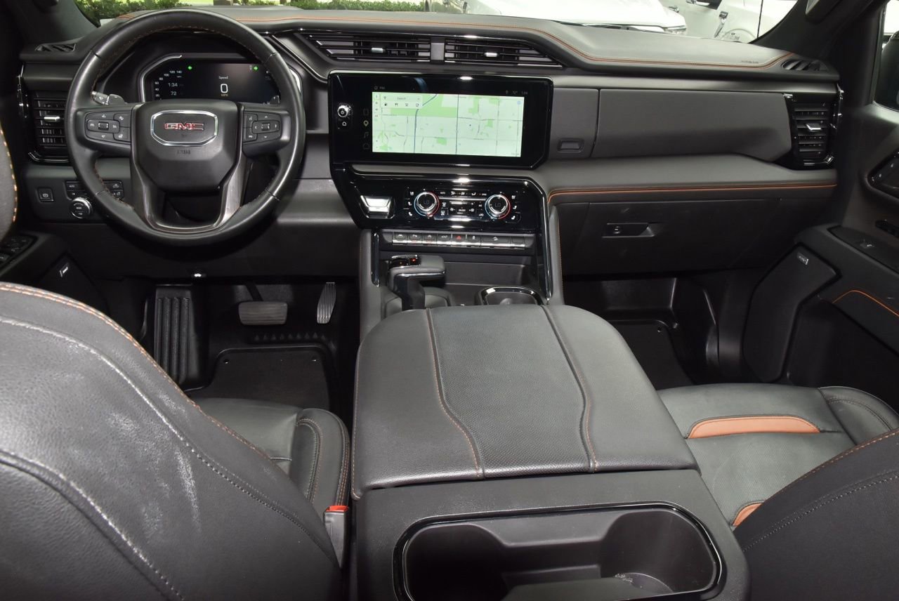 Used 2023 GMC Sierra 1500 AT4 AWD/4WD image 16