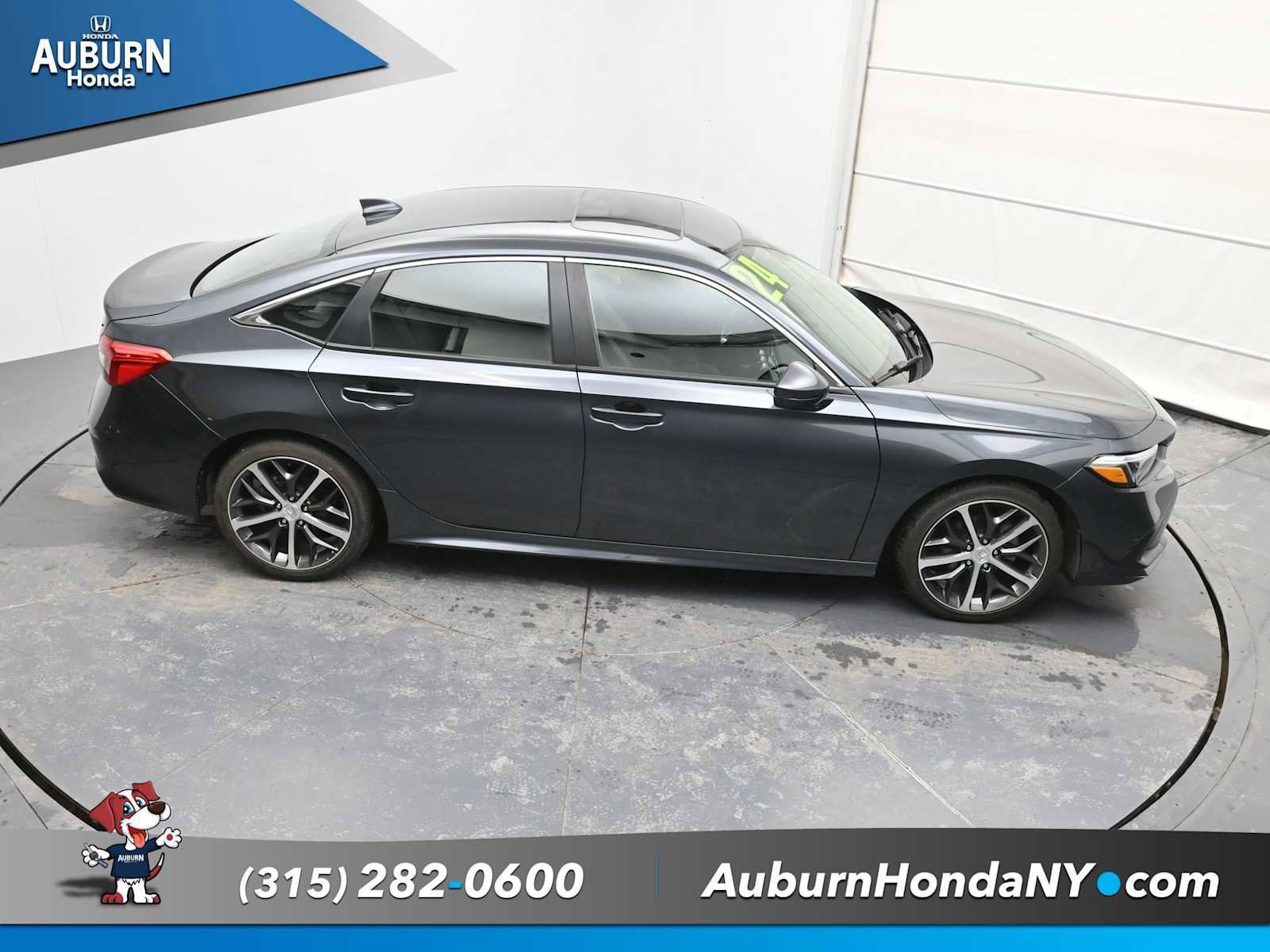 Used 2024 Honda Civic Touring image 23