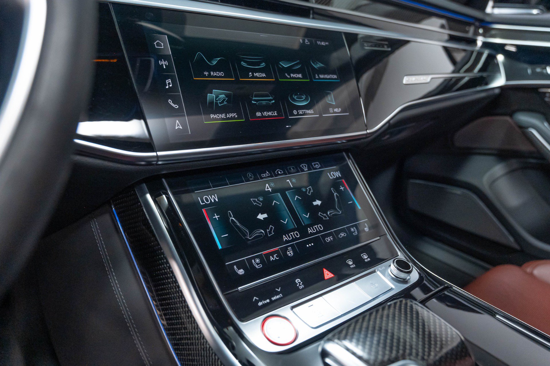 Used 2020 Audi S8 L AWD/4WD image 16