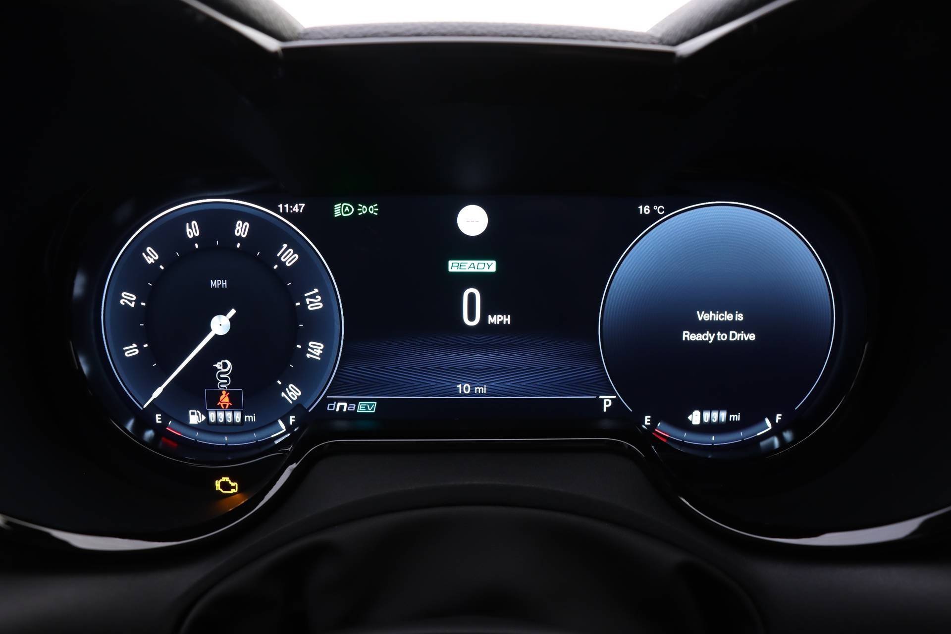 New 2024 Alfa Romeo Tonale Veloce w/ Active Assist Package image 17