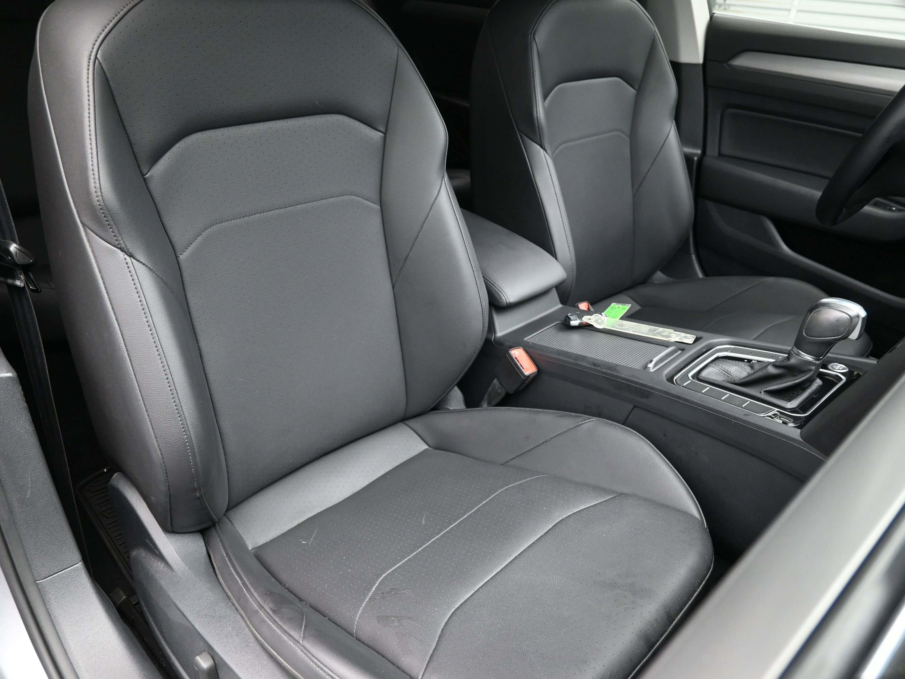 Used 2019 Volkswagen Arteon SE image 40