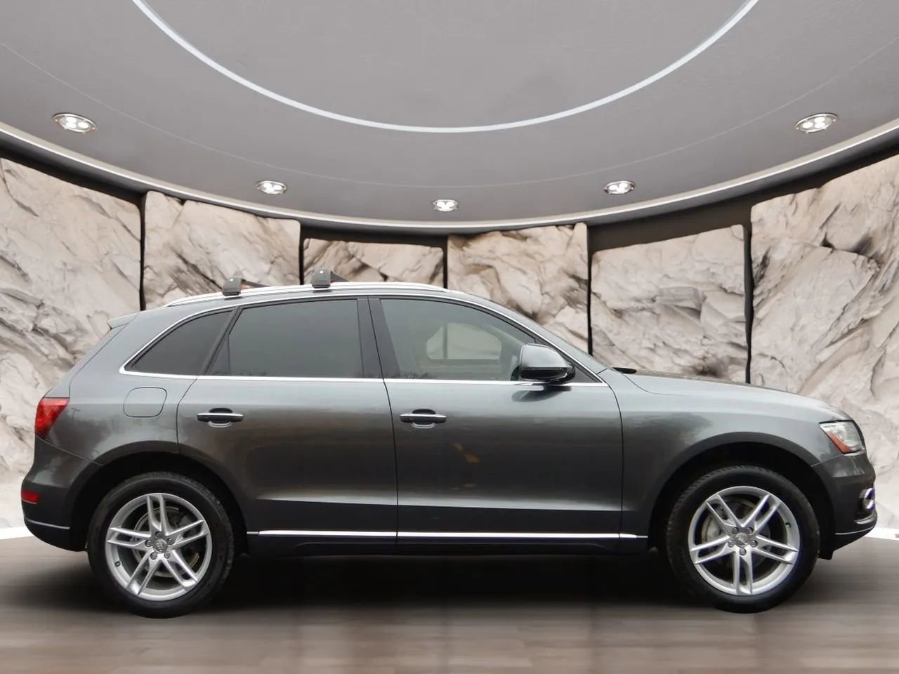 Used 2016 Audi Q5 2.0T Premium w/ Audi MMI Navigation Plus image 5