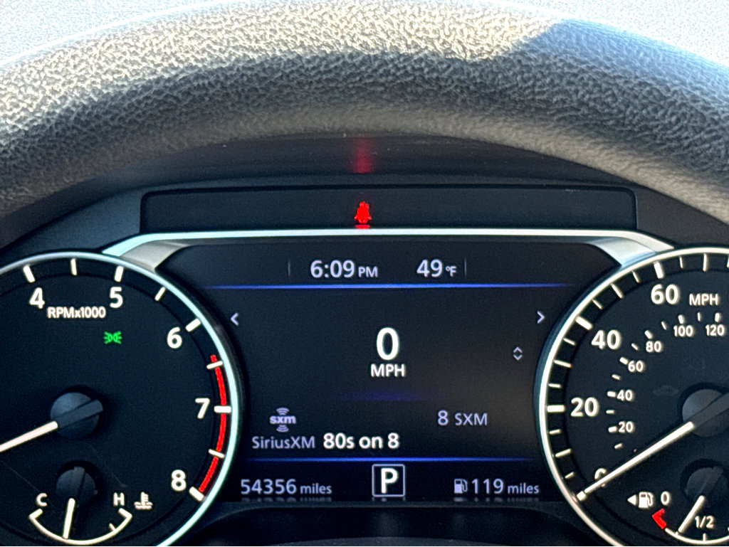 Used 2023 Nissan Altima 2.5 SV FWD image 4