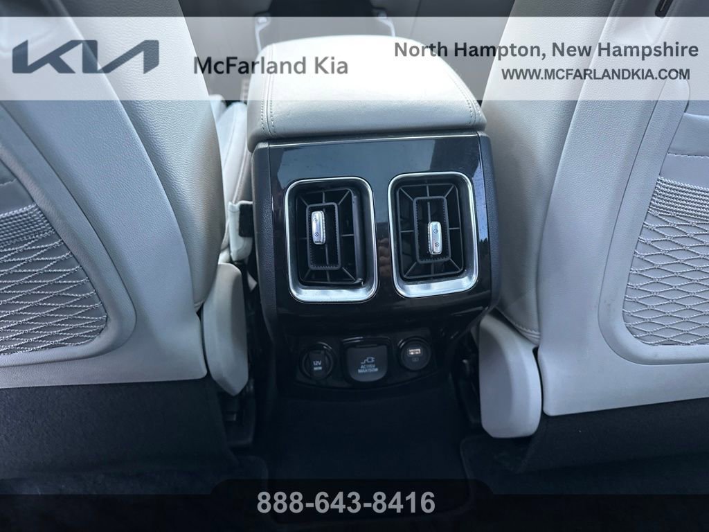 Used 2023 Kia Sorento SX Prestige image 24