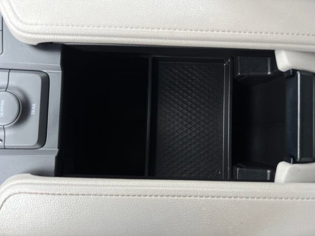 Used 2025 Toyota Grand Highlander AWD Hybrid image 27