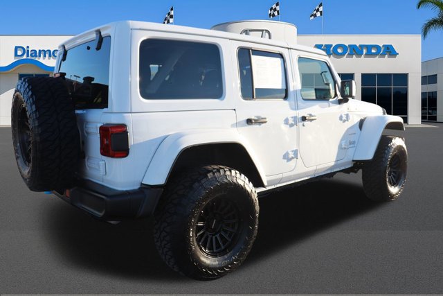Used 2024 Jeep Wrangler Sahara image 6