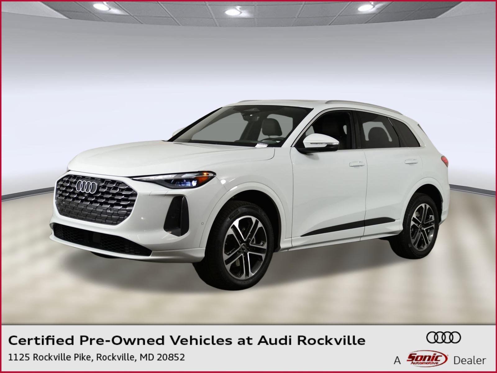 Certified 2025 Audi Q5 Premium w/ Convenience Package image 1