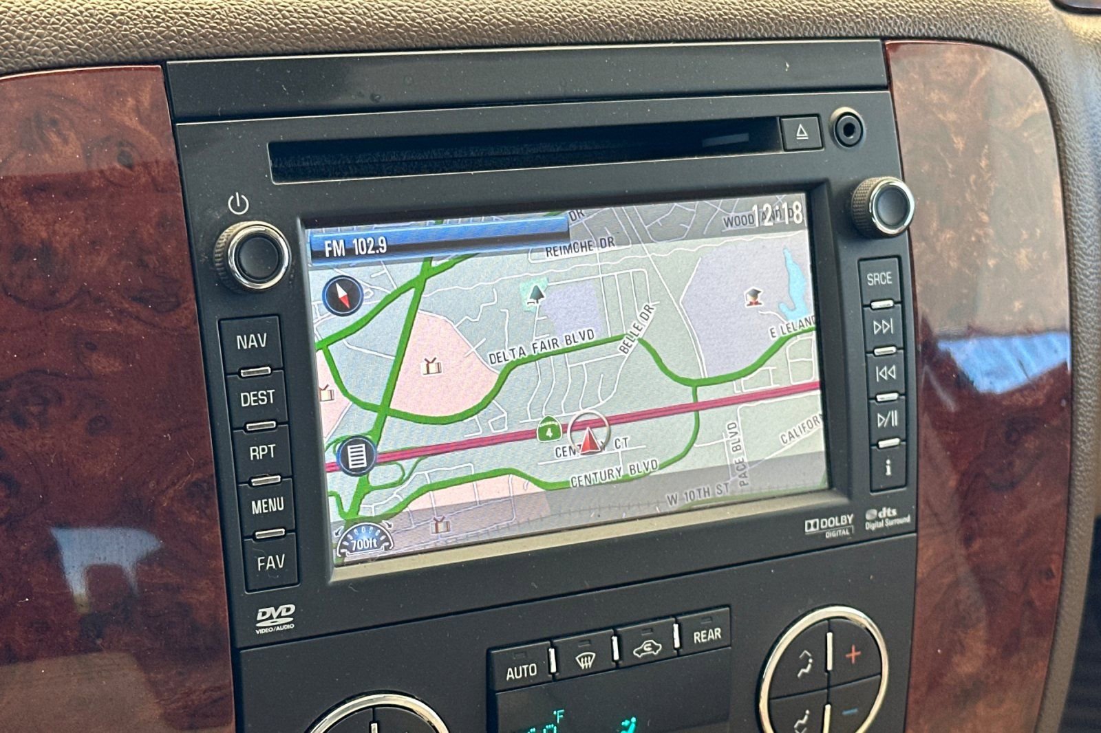 Used 2013 Chevrolet Tahoe LTZ image 21