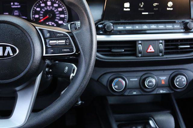 Used 2021 Kia Forte LXS image 28