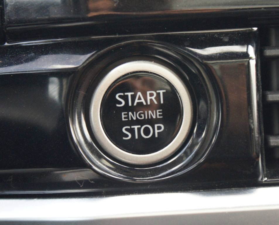 Used 2023 Nissan Pathfinder Platinum w/ Lighting Package (N93) FWD image 10