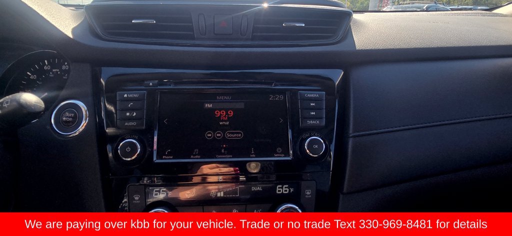 Used 2019 Nissan Rogue SV AWD/4WD image 19