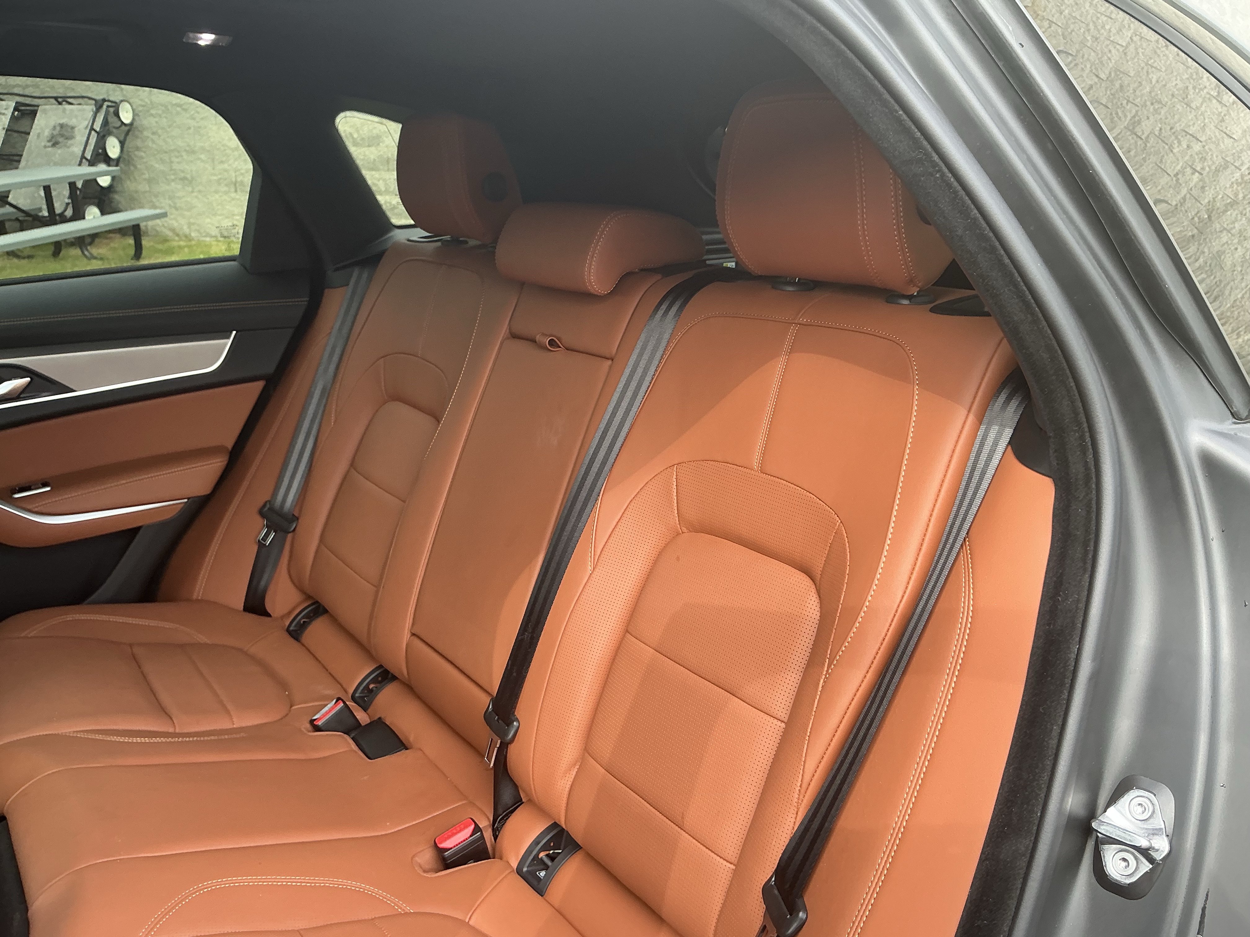 Certified 2026 Jaguar F-PACE R-Dynamic S AWD/4WD image 28