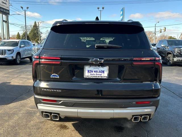 New 2026 Chevrolet Traverse LT w/ LPO, Floor Liner Package FWD image 6