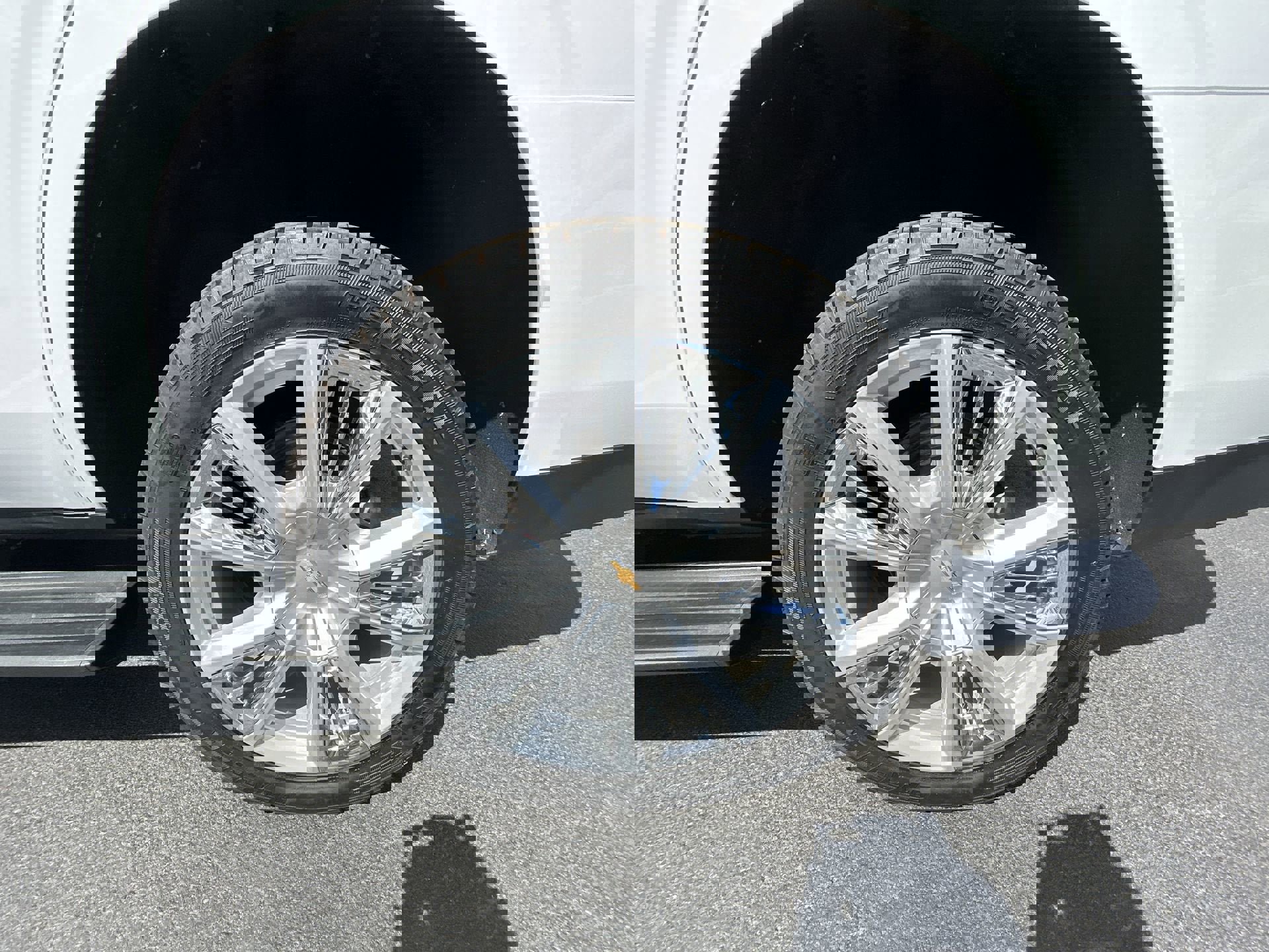 Used 2023 Chevrolet Tahoe High Country image 27