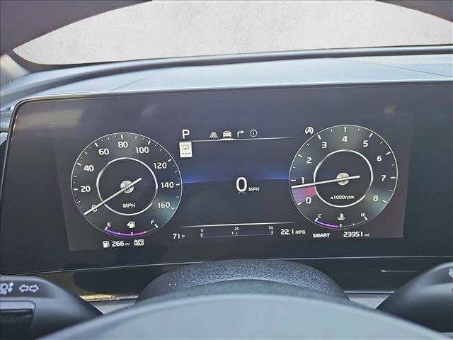 Used 2025 Kia Sportage X-Pro AWD/4WD image 16