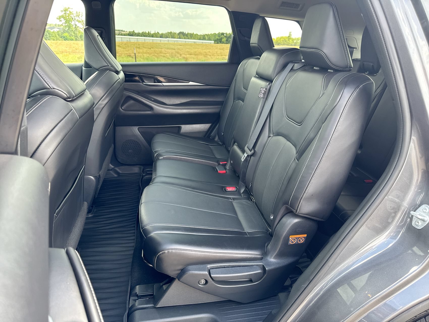 Used 2025 INFINITI QX60 Pure w/ Cargo Package FWD image 22