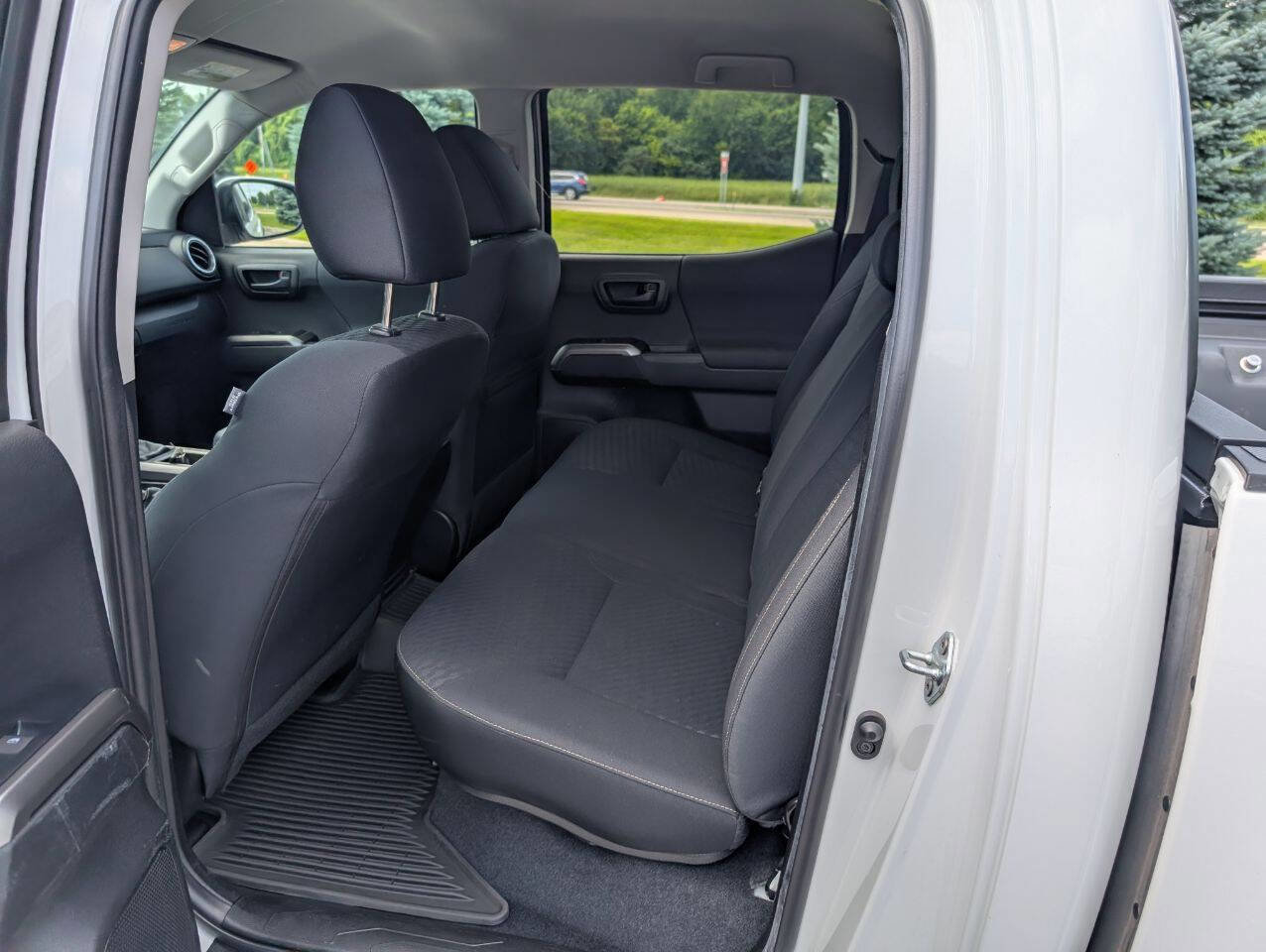 Used 2023 Toyota Tacoma 4x4 Double Cab w/ Trail Edition image 13