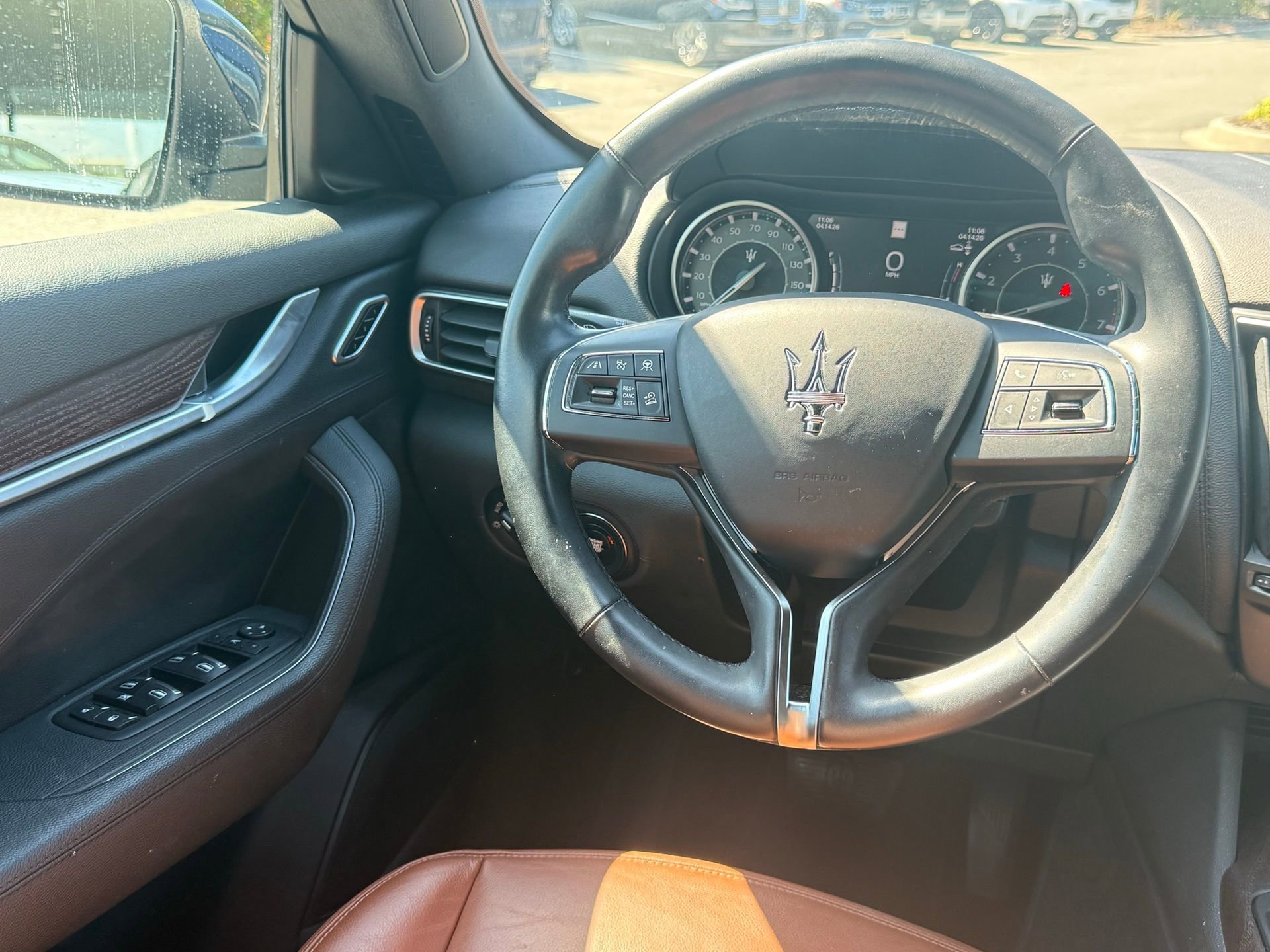 Certified 2023 Maserati Levante GT image 31