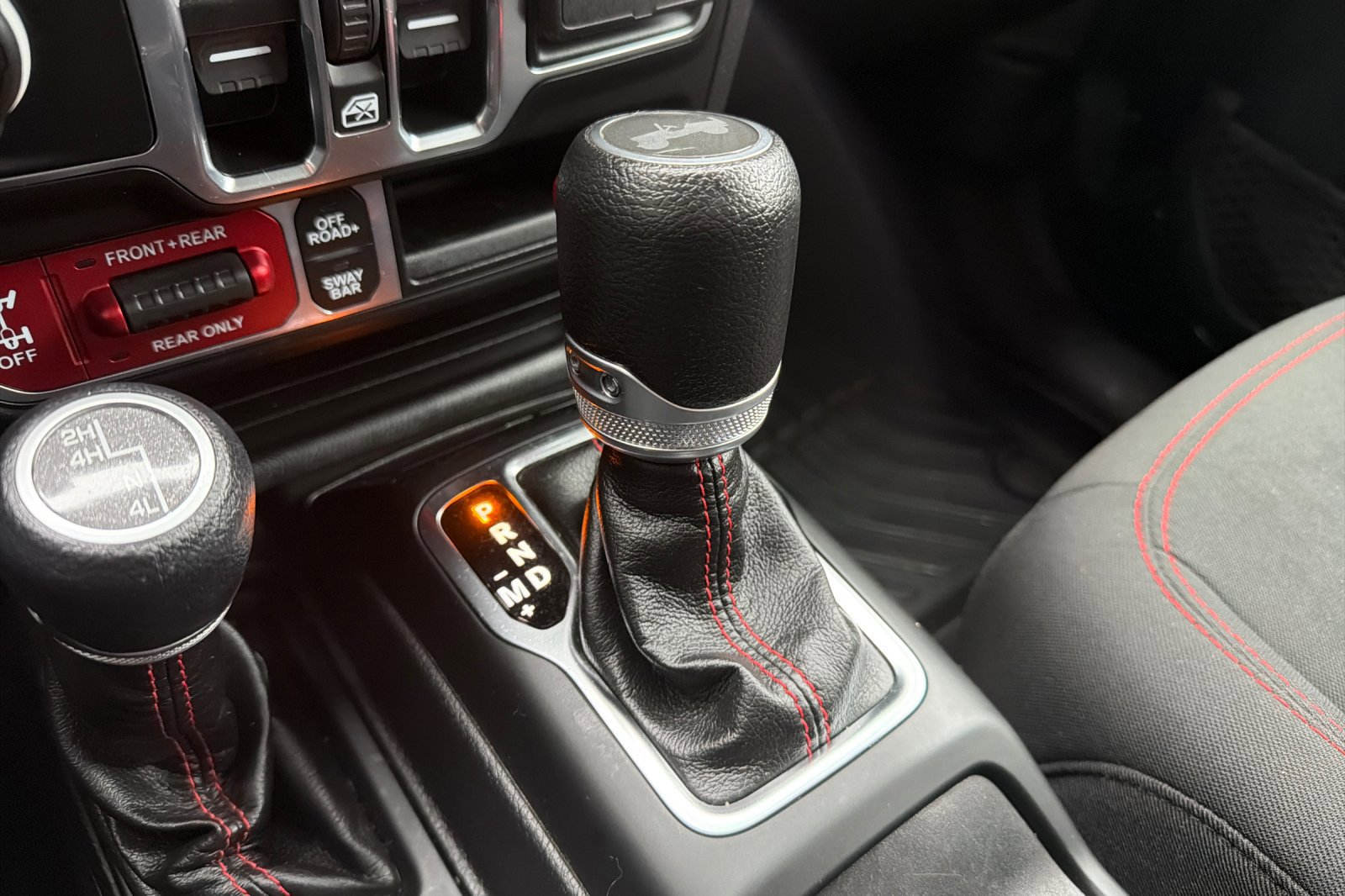 Used 2022 Jeep Wrangler Unlimited Rubicon w/ Cold Weather Group image 21