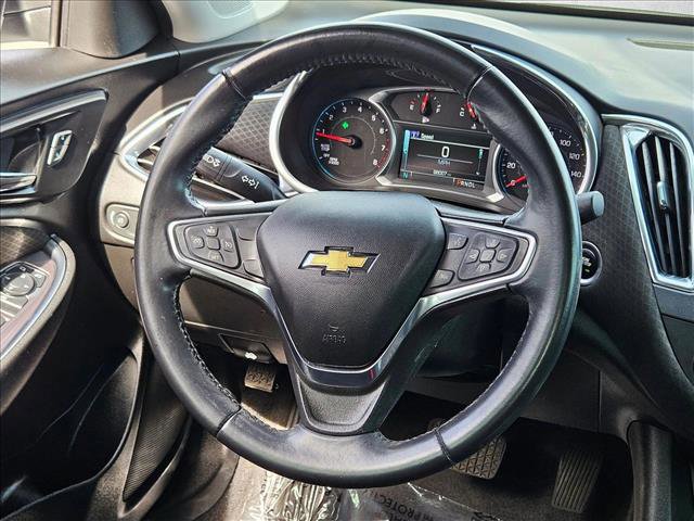 Used 2018 Chevrolet Malibu LT image 11