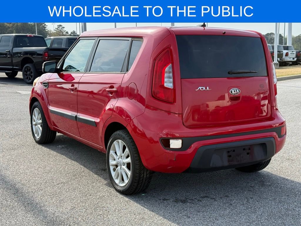 Used 2013 Kia Soul + image 3