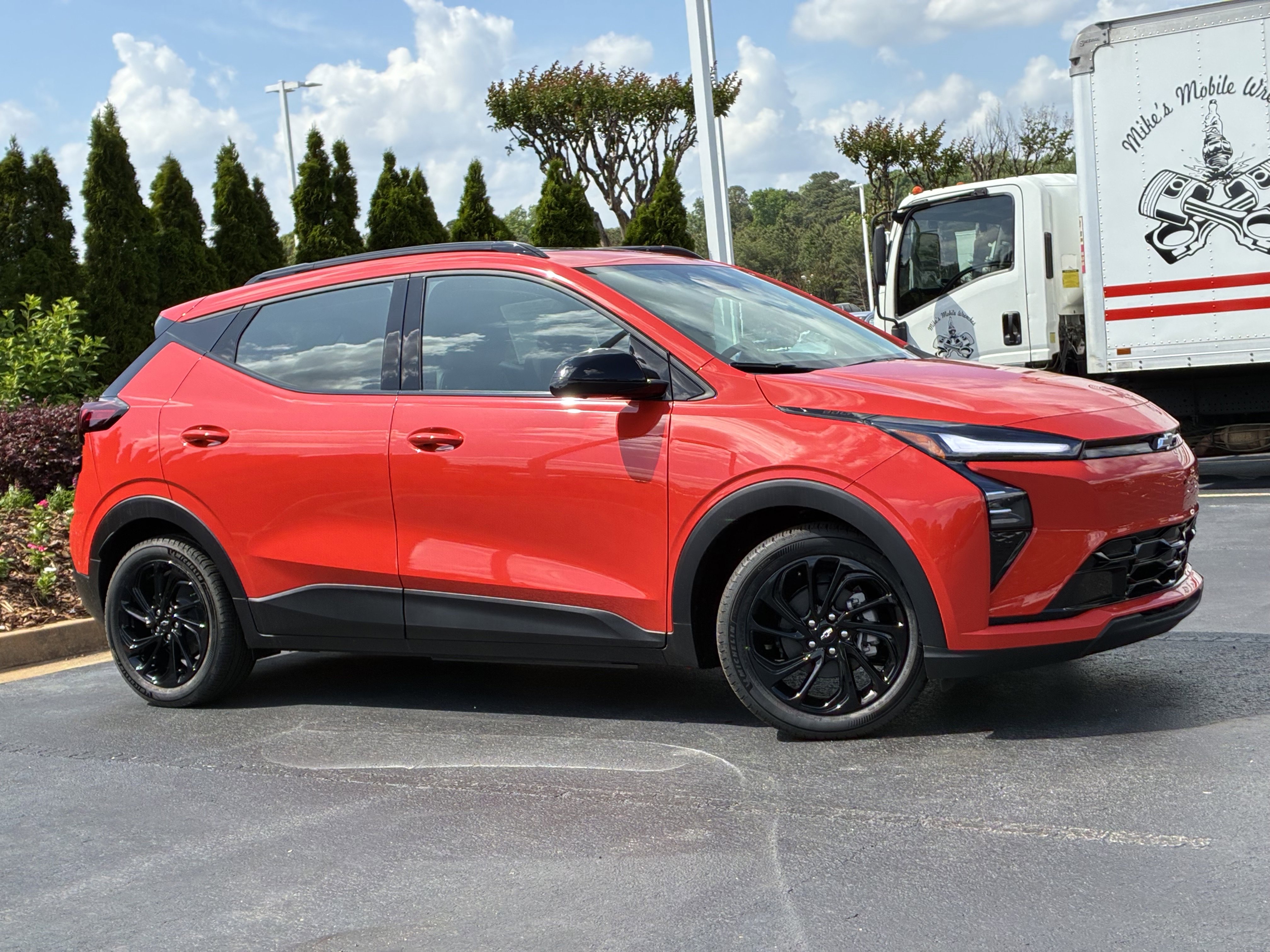 New 2027 Chevrolet Bolt RS w/ Technology Package FWD image 3
