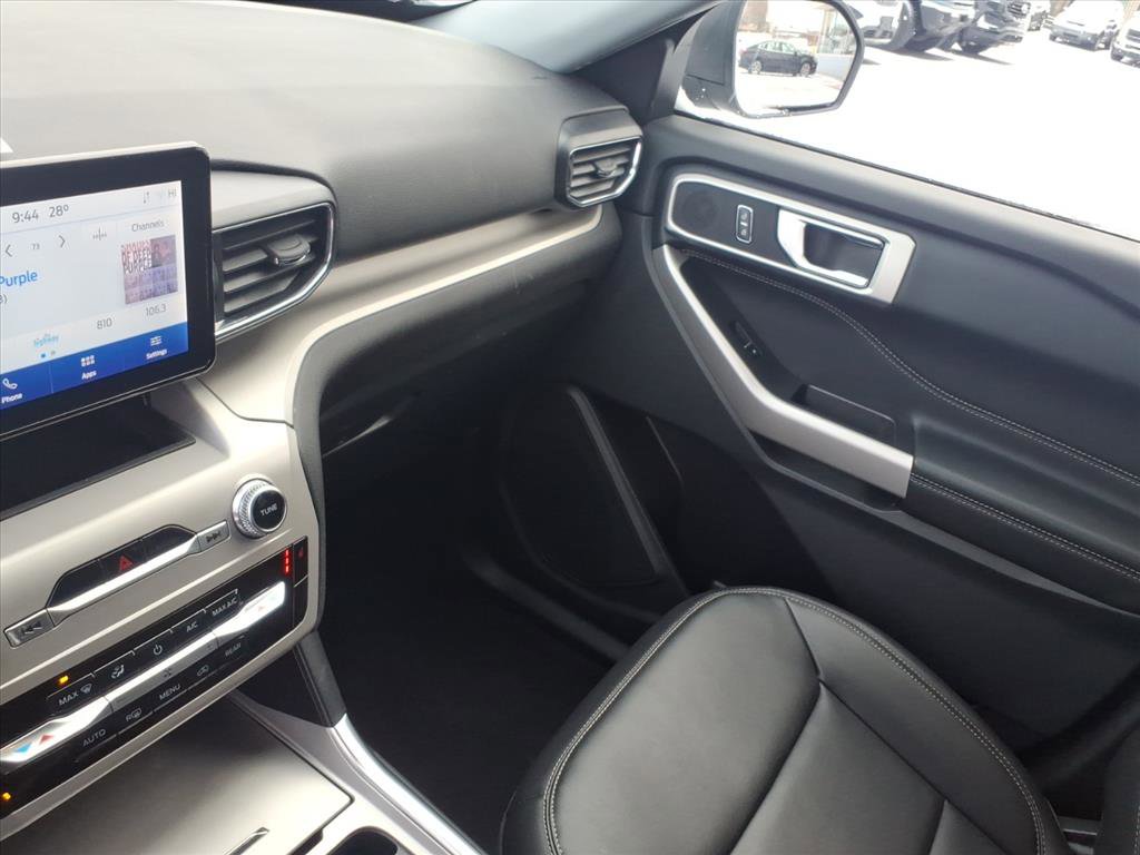 Certified 2023 Ford Explorer XLT w/ Equipment Group 202A image 21