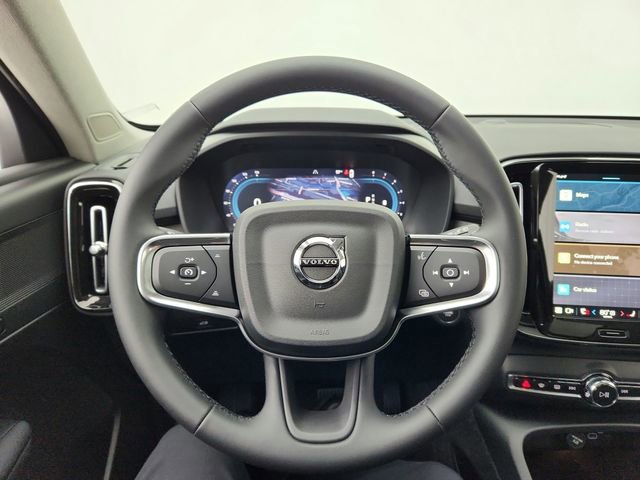New 2025 Volvo XC40 B5 Core w/ Protection Package Premier image 29