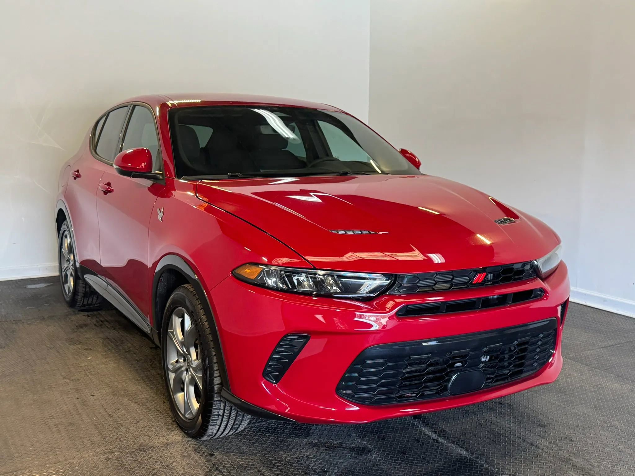 Used 2024 Dodge Hornet R/T image 3