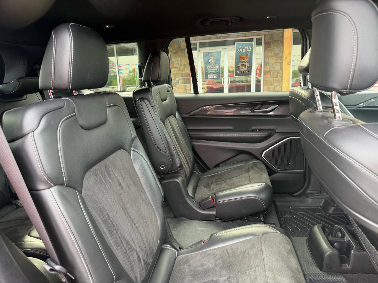 Used 2021 Jeep Grand Cherokee L Laredo AWD/4WD image 22