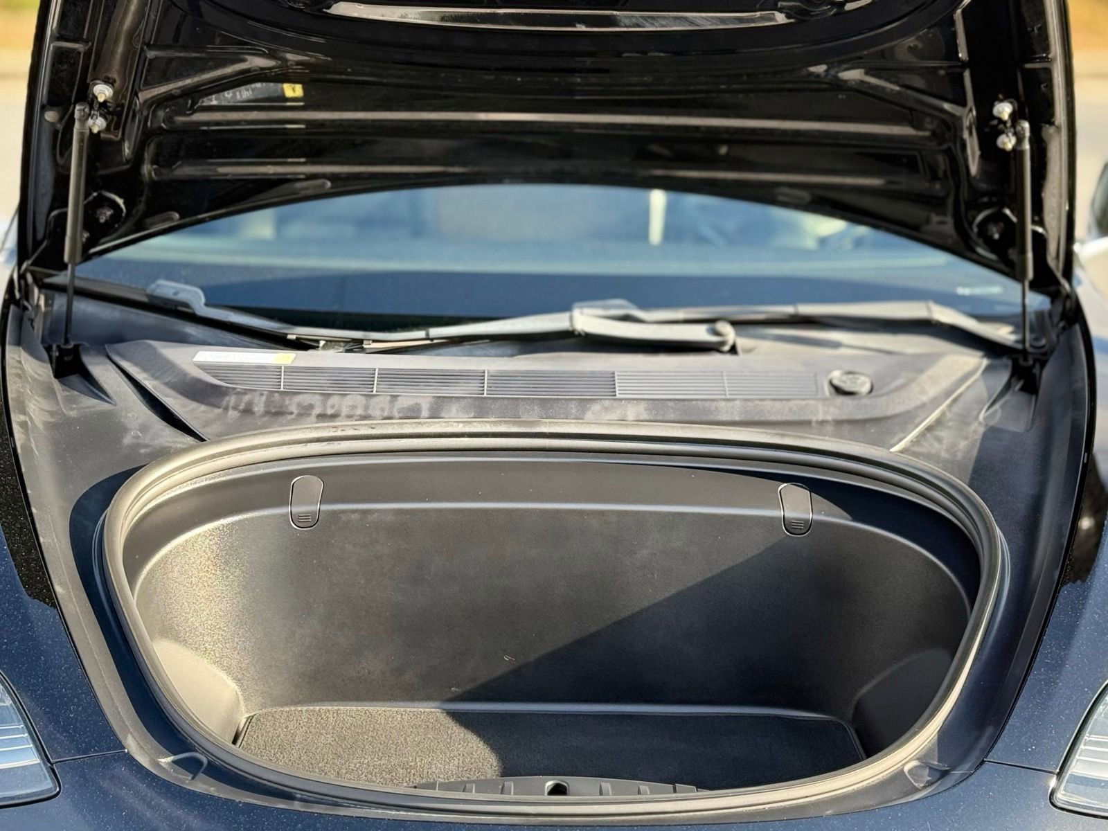 Used 2018 Tesla Model 3 Mid Range image 48