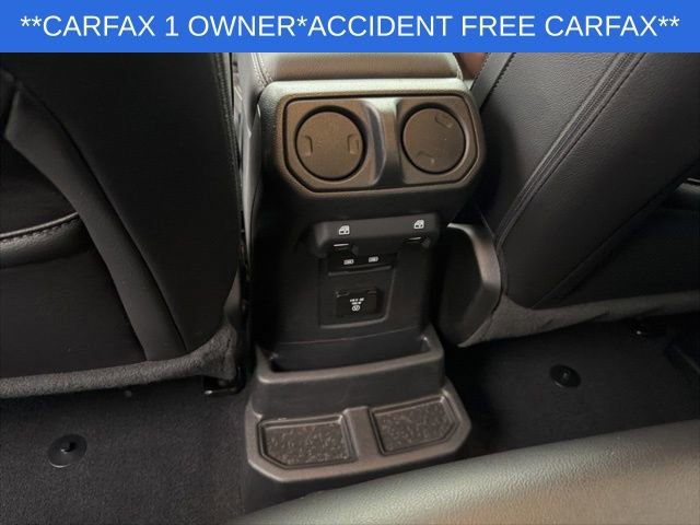 Used 2023 Jeep Wrangler Unlimited Sahara w/ Cold Weather Group image 19