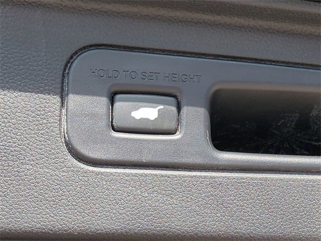 Used 2024 Honda Pilot Touring image 15