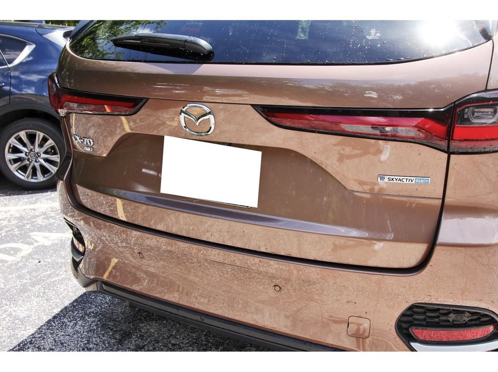 Certified 2025 MAZDA CX-70 Plug-In Hybrid w/ Premium Plus AWD/4WD image 5