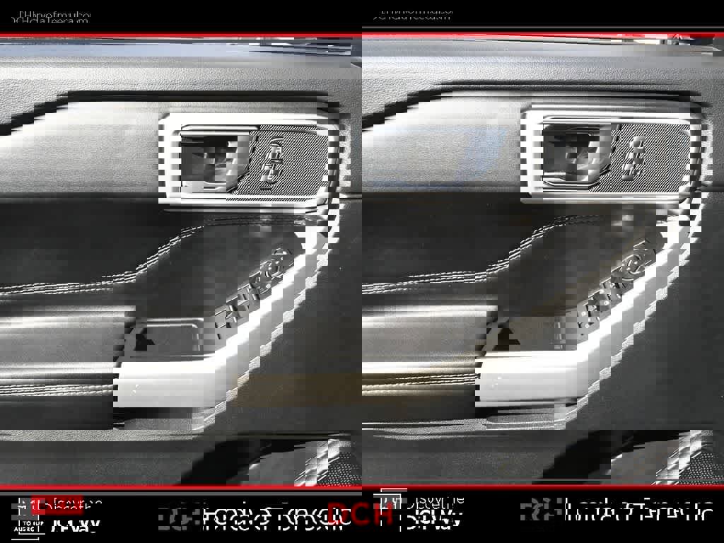 Used 2022 Ford Explorer XLT w/ Equipment Group 202A image 16