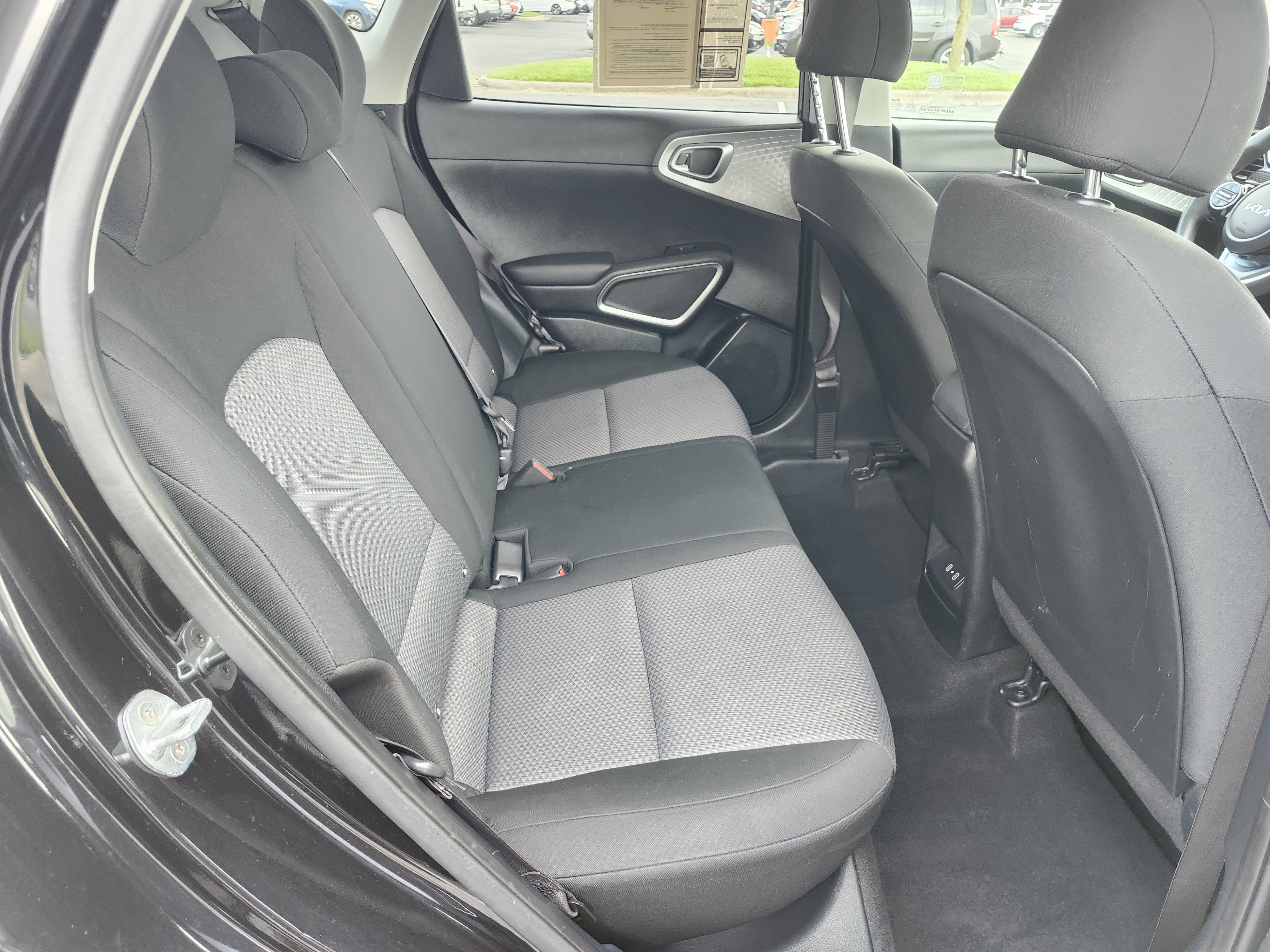 Used 2023 Kia Soul S FWD image 19