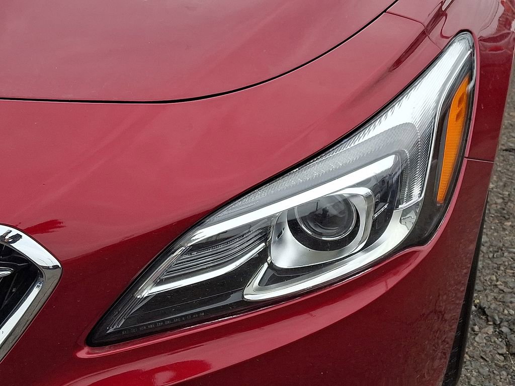 Certified 2019 Buick LaCrosse Essence w/ Sun and Shade Package image 9